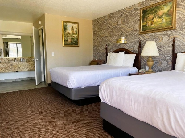 Americas Best Value Inn and Suites -Yucca Valley image 19