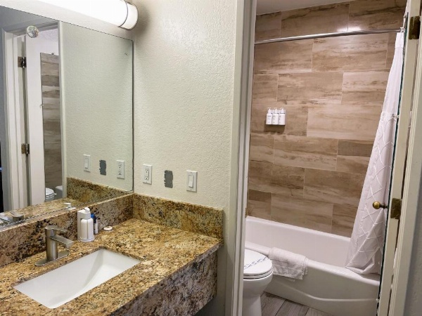 Americas Best Value Inn and Suites -Yucca Valley image 29