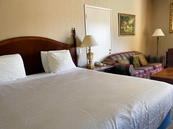 Americas Best Value Inn and Suites -Yucca Valley image 40