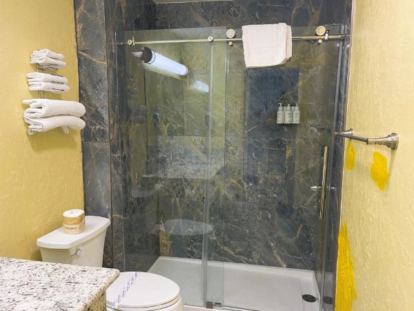 Americas Best Value Inn and Suites -Yucca Valley image 69