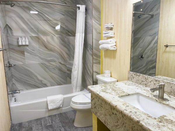 Americas Best Value Inn and Suites -Yucca Valley image 70